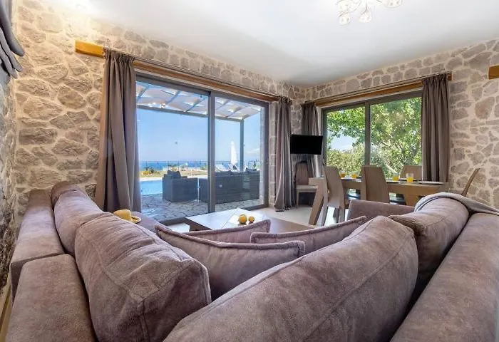 Goudis Villa Tsoukaladhes